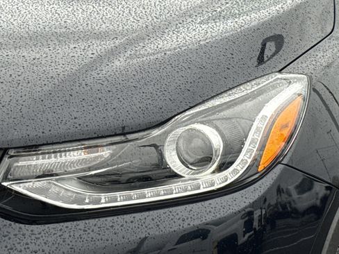 Certified 2022 Chevrolet Trax LT w/ Premium Seat Package image 21