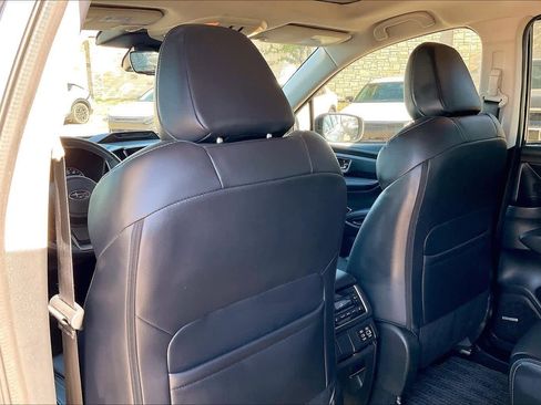 Used 2023 Subaru Ascent Limited w/ Technology Package image 12