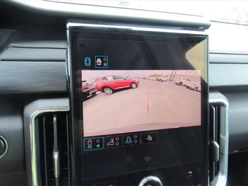 Used 2025 GMC Acadia Elevation AWD/4WD image 24