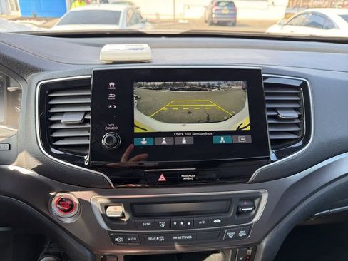 Used 2023 Honda Passport EX-L image 25