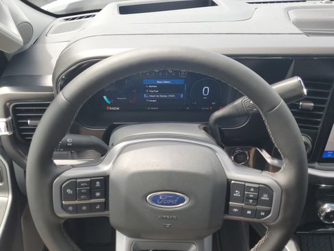 New 2026 Ford F250 Lariat w/ Lariat Ultimate Package image 18