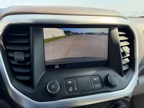 Used 2021 GMC Acadia SLT FWD image 23