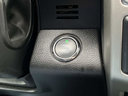 Used 2018 Ford F250 Lariat w/ Lariat Ultimate Package image 33