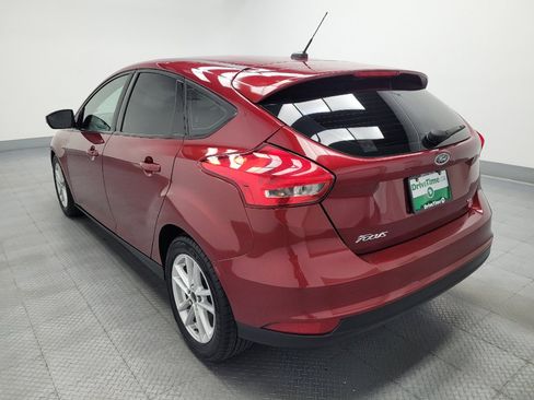 Used 2017 Ford Focus SE FWD image 5