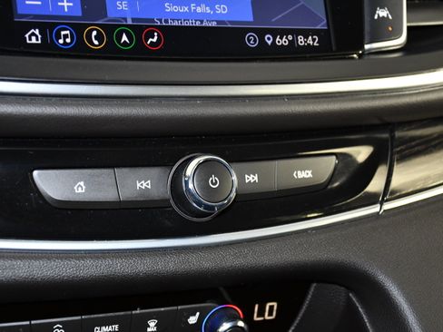 Used 2021 Buick Enclave Avenir w/ Avenir Technology Package AWD/4WD image 28