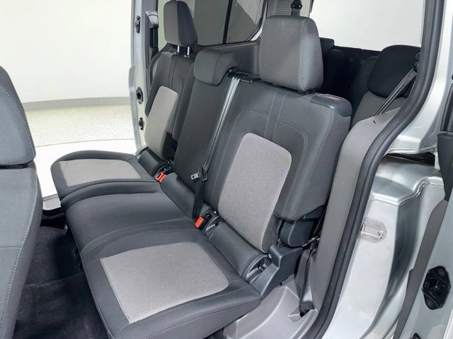 Used 2023 Ford Transit Connect XL FWD image 24