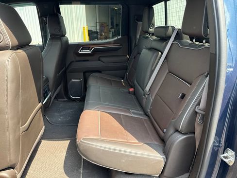 Used 2022 GMC Sierra 1500 Denali w/ Technology Package AWD/4WD image 10
