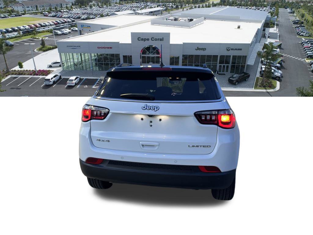 Used 2026 Jeep Compass Limited AWD/4WD image 5
