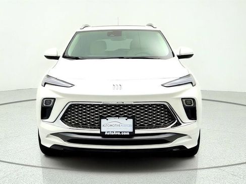 Used 2026 Buick Encore GX Avenir FWD image 2