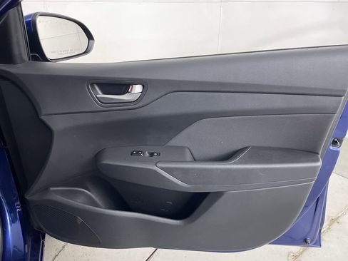 Used 2018 Hyundai Accent SE FWD image 21