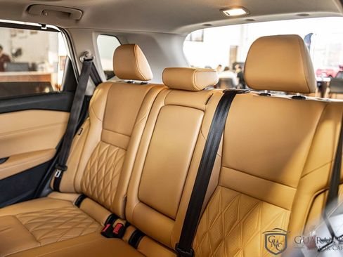 Used 2022 Nissan Rogue Platinum w/ Head-Up Display Package image 32