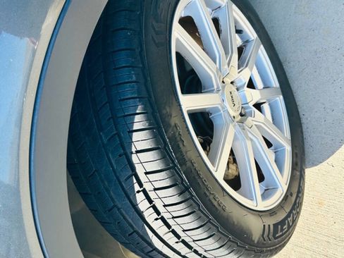 Used 2016 Ford Escape SE w/ Equipment Group 201A image 25