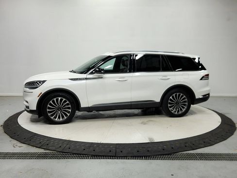 Used 2023 Lincoln Aviator Reserve w/ Elements Package Plus AWD/4WD image 5