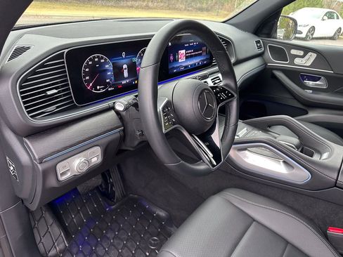 Used 2025 Mercedes-Benz GLE 350 4MATIC image 19
