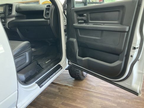 Used 2023 RAM 2500 Tradesman AWD/4WD image 17