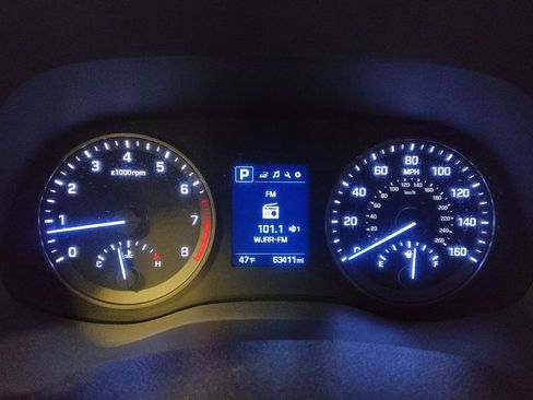 Used 2018 Hyundai Tucson Sport image 23