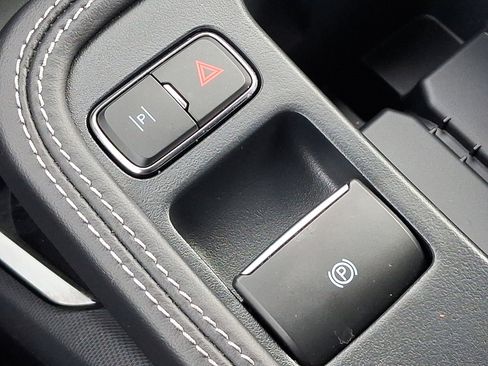 Certified 2025 Ford Mustang Mach-E Premium image 24