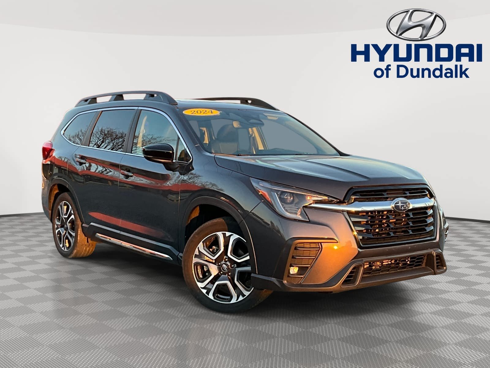 Used 2024 Subaru Ascent Limited w/ Technology Package AWD/4WD image 1