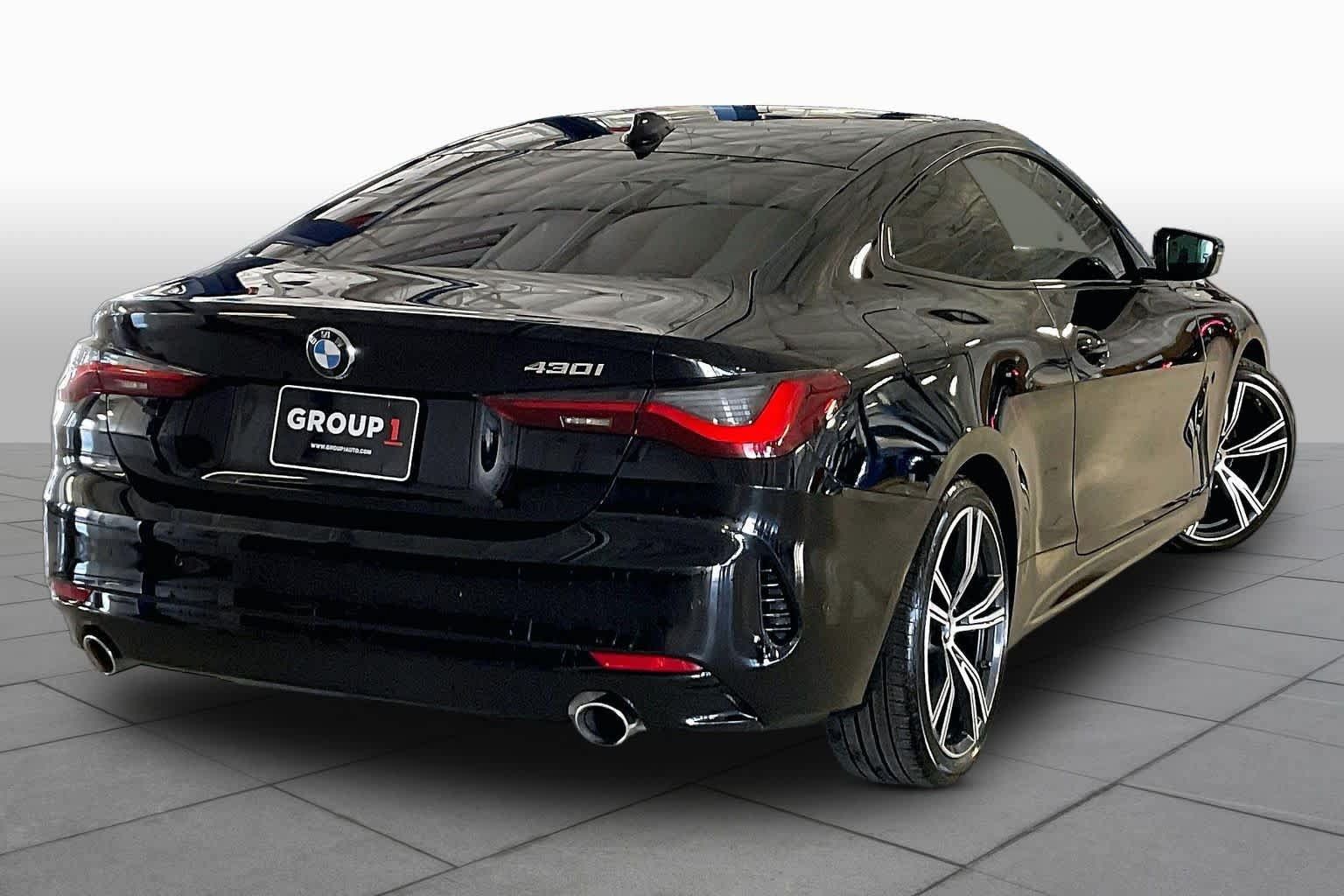 Used 2021 BMW 430i Coupe w/ Convenience Package RWD image 12