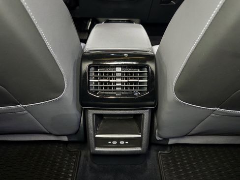 Used 2023 Volkswagen ID.4 Pro S AWD/4WD image 21