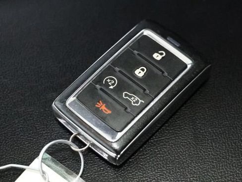 Used 2023 Jeep Grand Cherokee L Limited w/ Luxury Tech Group II AWD/4WD image 45
