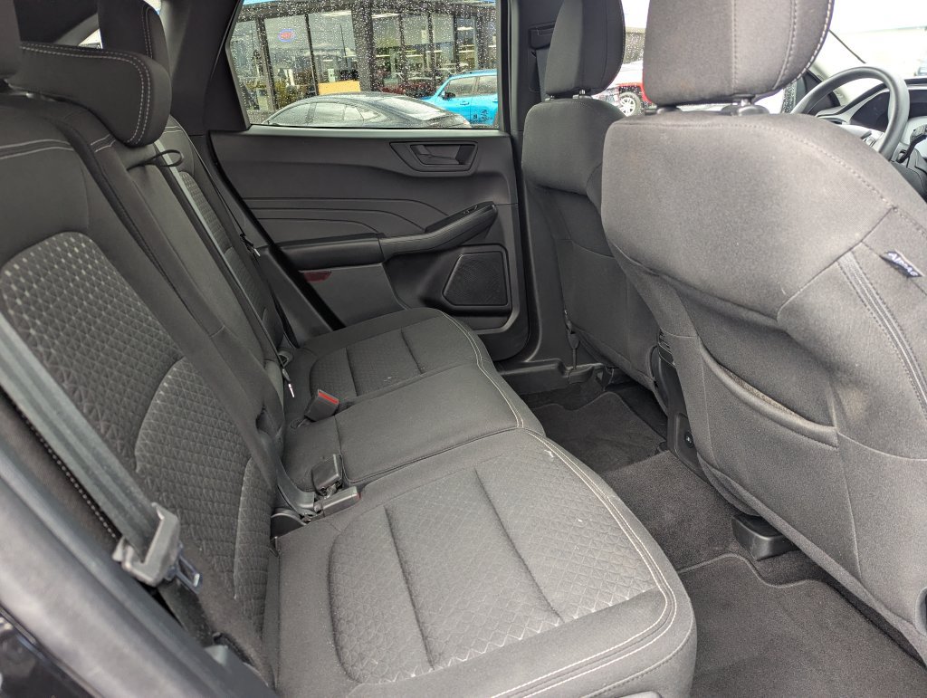 Used 2025 Ford Escape Active AWD/4WD image 31