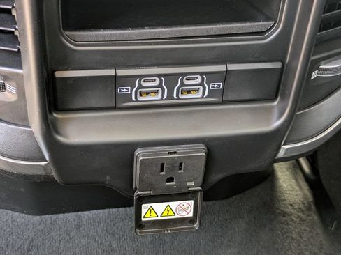 Used 2022 RAM 1500 Laramie RWD image 15