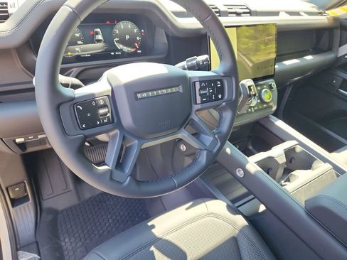 Used 2026 Land Rover Defender 110 S AWD/4WD image 14