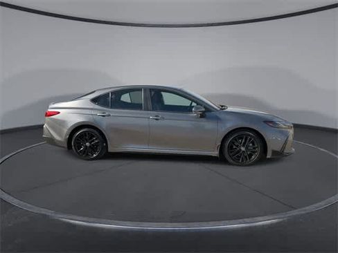 Certified 2025 Toyota Camry SE image 9