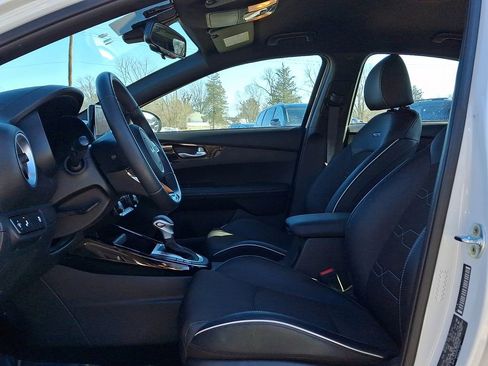 Certified 2023 Kia Forte GT-Line FWD image 13