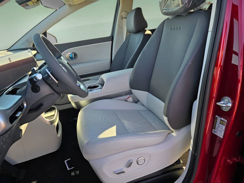New 2026 Hyundai Ioniq 9 SEL AWD/4WD image 13