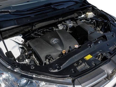 Used 2018 Toyota Highlander XLE image 55