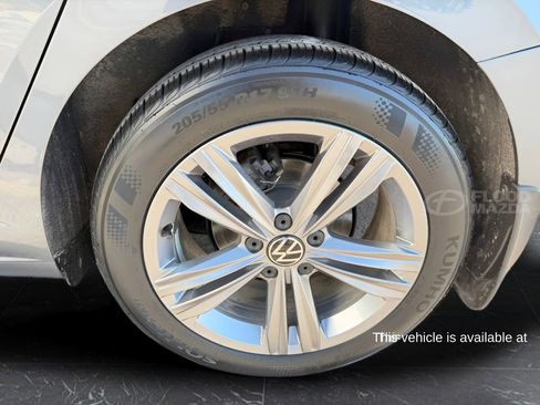 Used 2023 Volkswagen Jetta SE image 46