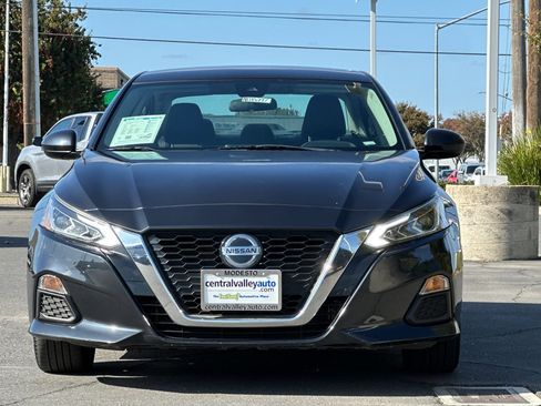 Certified 2022 Nissan Altima 2.5 SV image 9