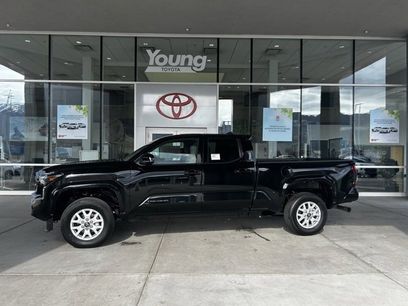 New 2025 Toyota Tacoma SR5