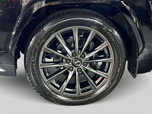 Used 2024 Lexus LX 600 F Sport image 8