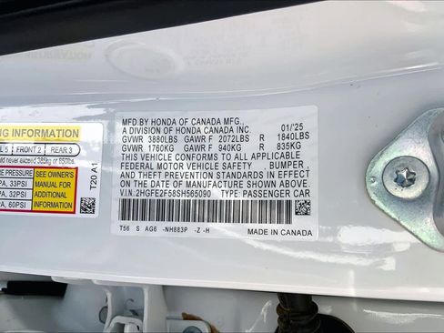 Used 2025 Honda Civic Sport image 37