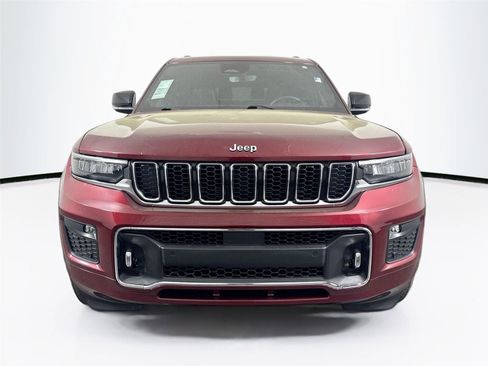 Used 2022 Jeep Grand Cherokee L Overland w/ MOPAR Finishing Package AWD/4WD image 9
