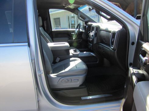 Used 2022 Chevrolet Silverado 3500 LTZ w/ LTZ Plus Package image 7