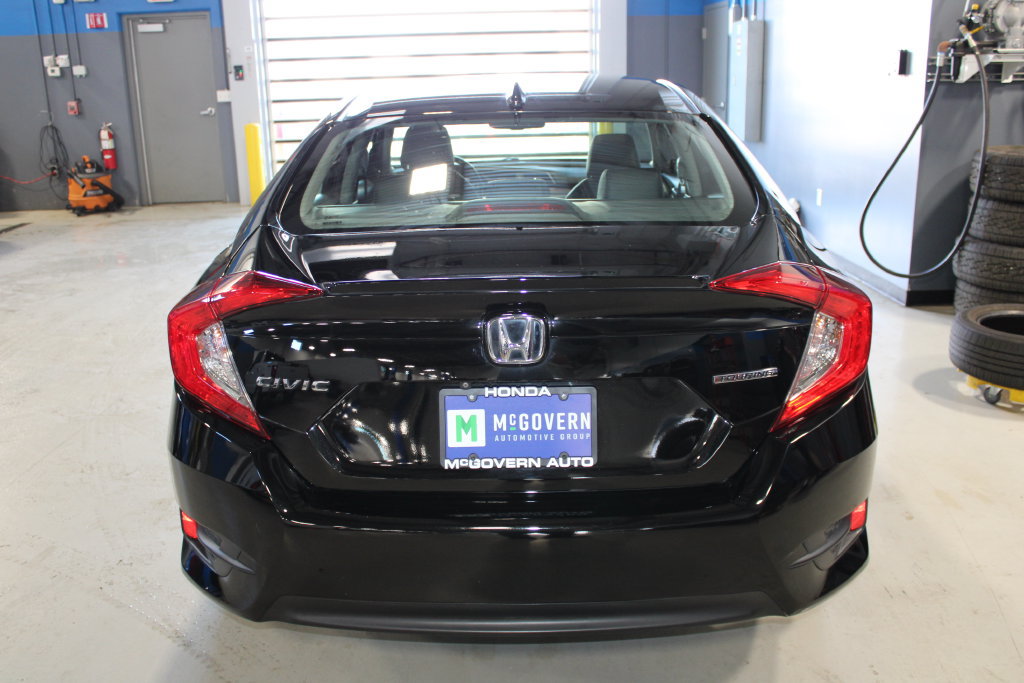 Used 2017 Honda Civic Touring image 23