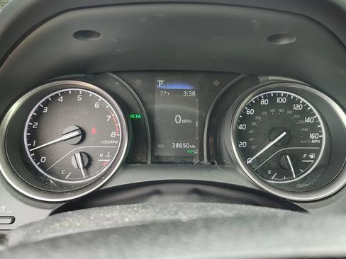 Used 2023 Toyota Camry SE w/ Cold Weather Package FWD image 16