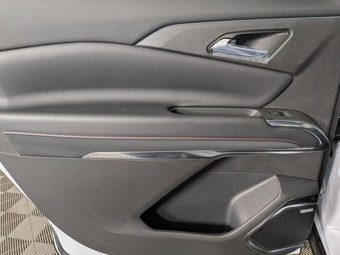 New 2026 Chevrolet Traverse RS AWD/4WD image 33