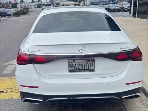 Used 2025 Mercedes-Benz E 450 4MATIC Sedan image 4