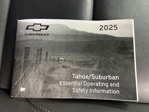 Used 2025 Chevrolet Tahoe LT AWD/4WD image 27