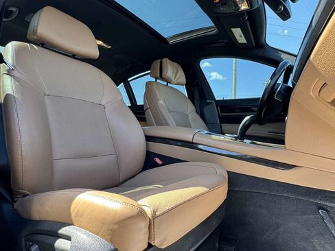 Used 2015 BMW 740Li RWD image 32