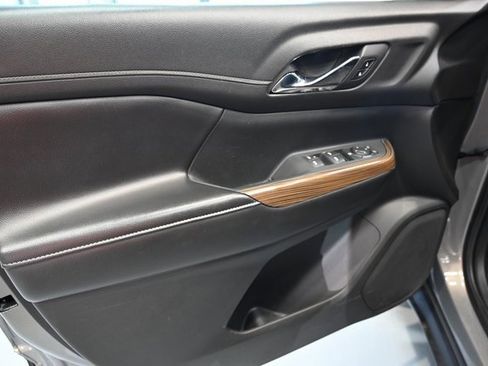 Used 2019 GMC Acadia SLE image 24