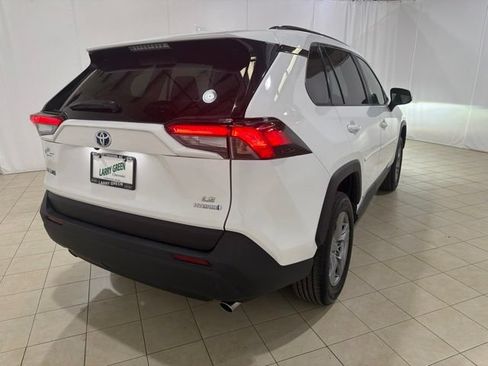 Used 2024 Toyota RAV4 LE AWD/4WD image 6