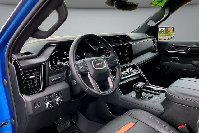 Used 2023 GMC Sierra 1500 AT4 w/ AT4 Premium Package AWD/4WD image 18