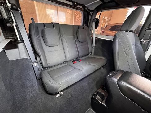 Used 2018 Jeep Wrangler Sport AWD/4WD image 47