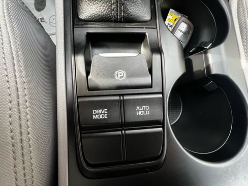 Used 2020 Hyundai Tucson Value w/ Winter Weather Package image 23